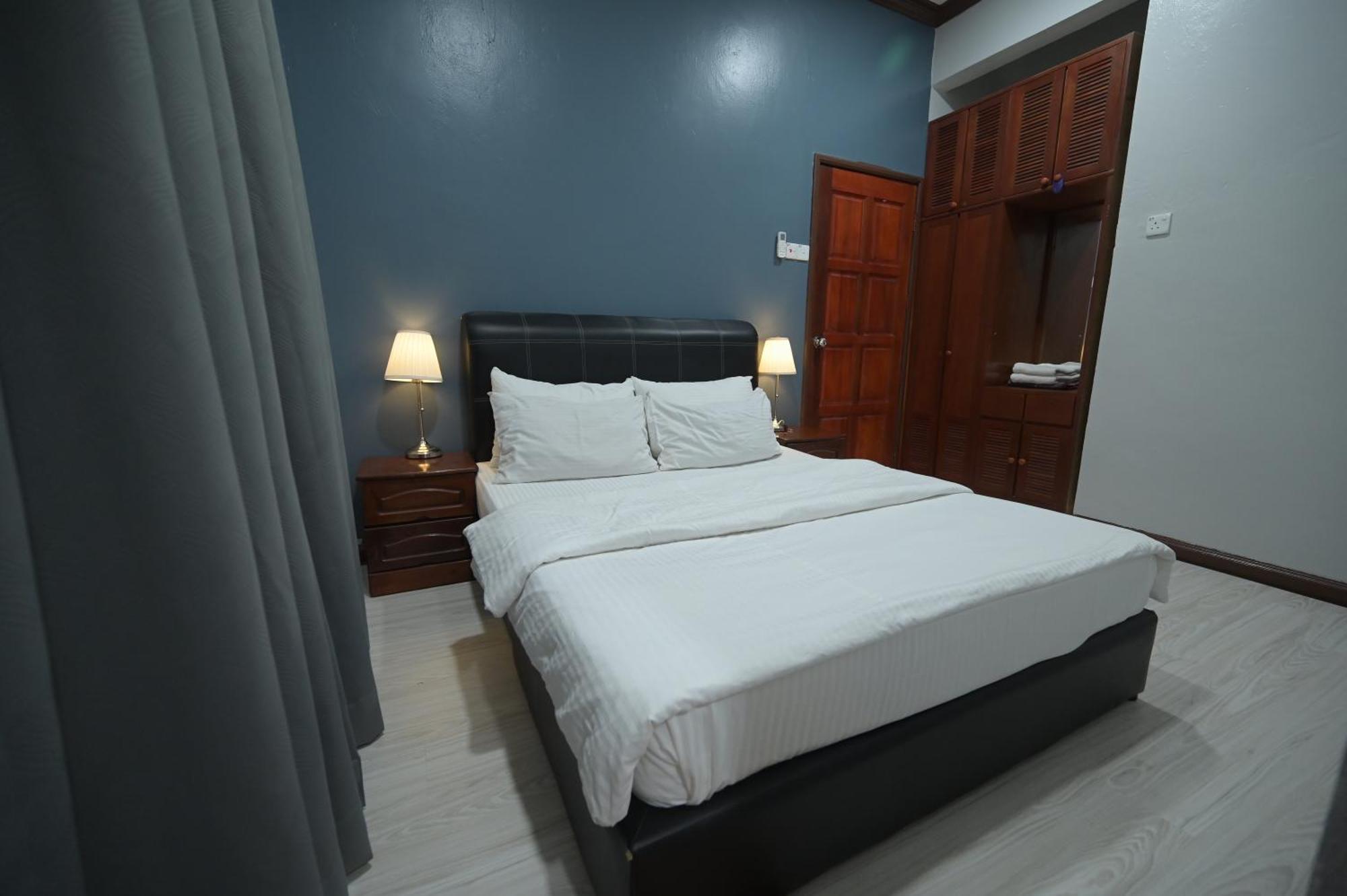 Kesedar Hotel Travel&Tours Sdn Bhd Gua Musang Exteriör bild